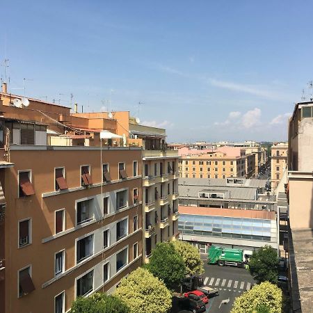 D&D - Vatican St Peter Rome Bagian luar foto